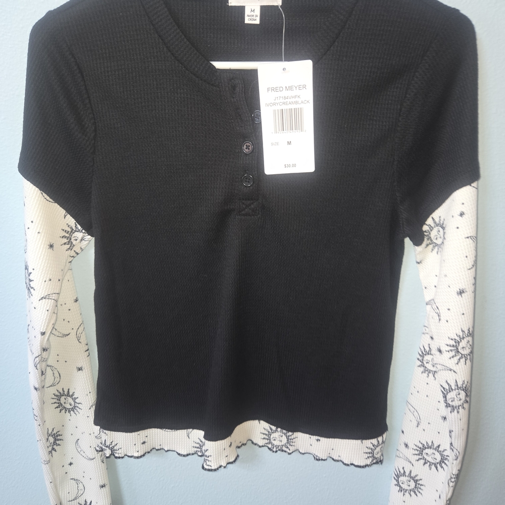 Fred Meyer Black and White Kids Long Sleeve Tee